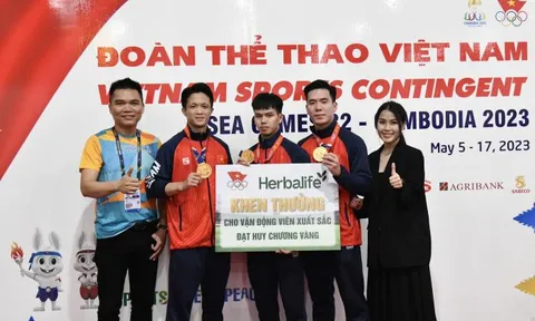 Herbalife Việt Nam thưởng nóng cho các vận động viên đạt Huy chương Vàng đầu tiên của Đoàn Thể thao Việt Nam tại SEA Games 32