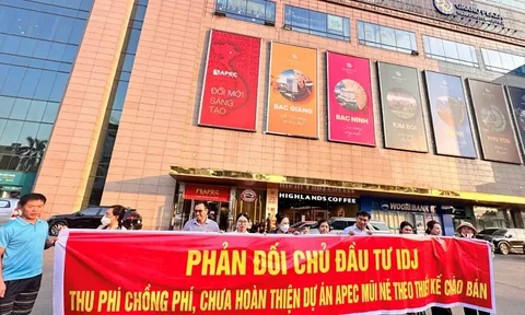 Cư dân phản ứng chủ đầu tư dự án Apec Mandala Wyndham Mũi Né tự ý khoá thang máy