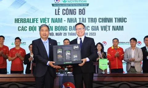 Herbalife Việt Nam là Nhà tài trợ chính thức cho các Đội tuyển Bóng đá quốc gia Việt Nam