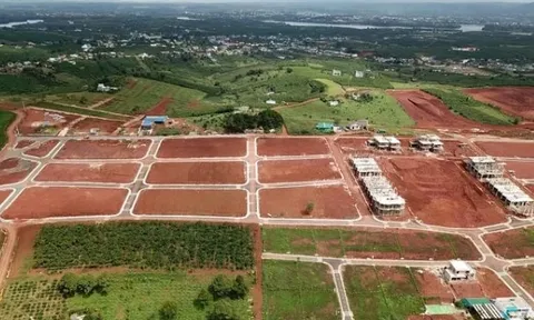 105 thành phố, thị xã không được phân lô, bán nền từ 1/8