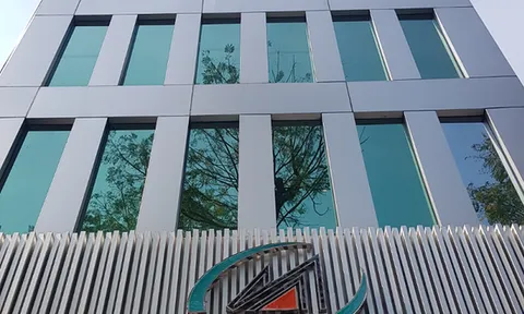 Loạt CEO doanh nghiệp lớn xin từ chức