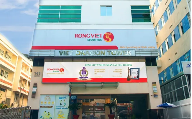 Loạt công ty chứng khoán vi phạm, lãnh đạo là ai?